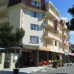 Hotel Krasi 2*