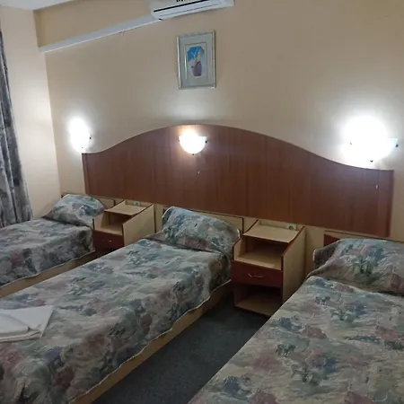 хотел краси 2*