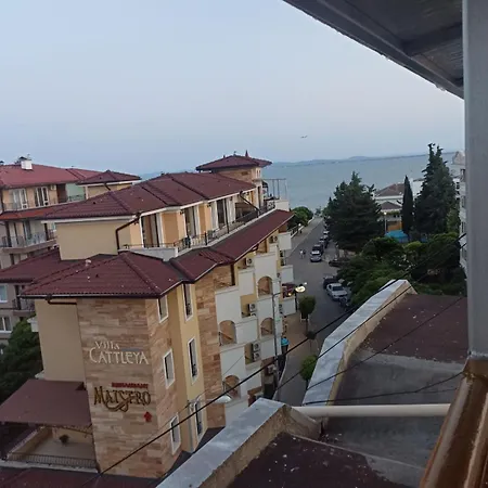 краси 2* Равда