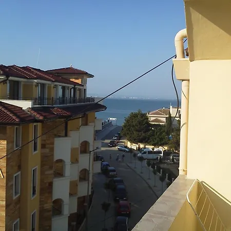 краси 2* Равда